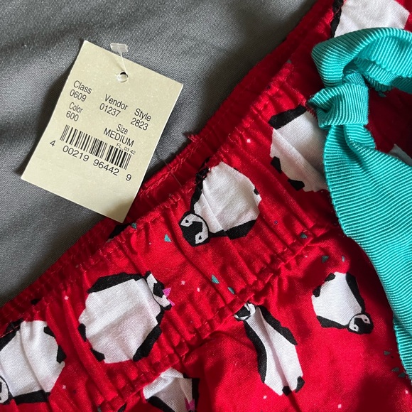 Aerie Red Penguin Print Pajama Shorts - Picture 2 of 4
